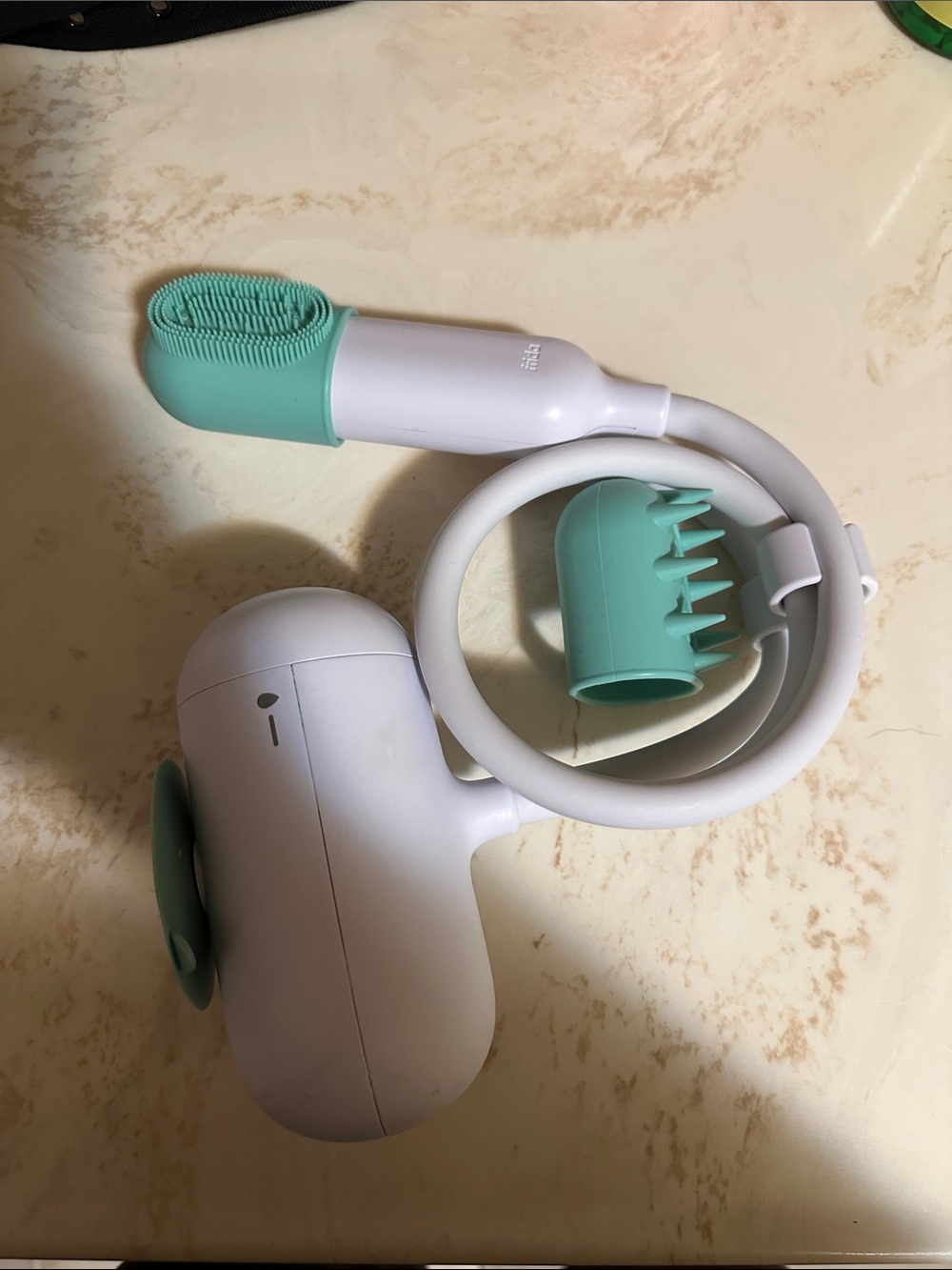 Frida Baby Shower Sprayer